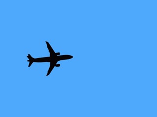 Fototapeta na wymiar aeroplane airplane fly