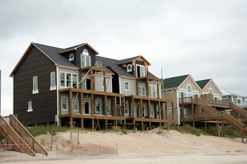Fototapeta na wymiar plaża rekonstrukcja domu
