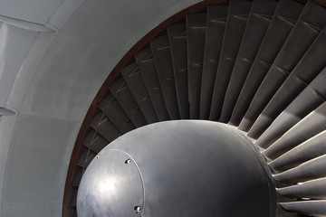 turbine blades 2 © Aaron Kohr