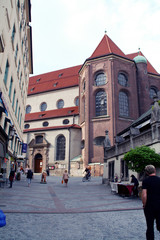 Fototapeta na wymiar Stare Miasto w Monachium