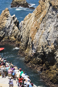 Cliffs Diving Of Acapulco