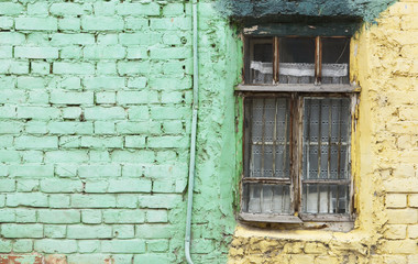 old window and green wall -focus on the window