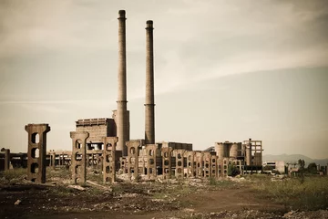Papier Peint photo autocollant Vieux bâtiments abandonnés industriel abandonné