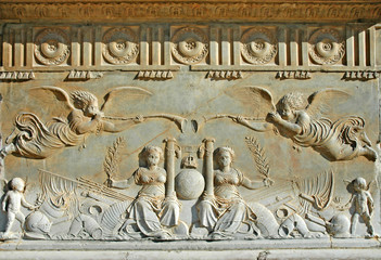 alhambra relief
