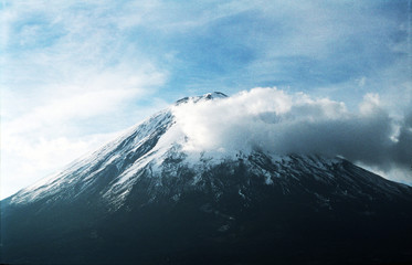 Fototapeta na wymiar Kluchevskaya szczyt wulkanu