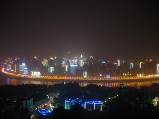 Fototapeta na wymiar Chongqing w nocy