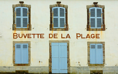 Obraz na płótnie Canvas buvette de la plage
