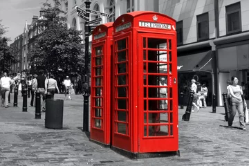 Papier peint photo autocollant rond Londres cabine téléphonique rouge à londres