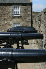 row of cannons at stirling castle