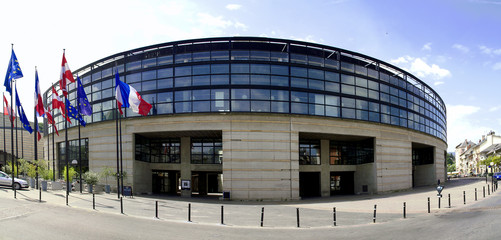 mediath&egrave;que de chamb&eacute;ry
