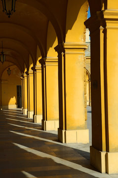palacial arches