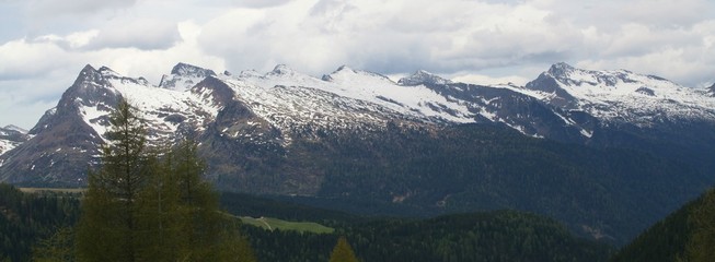 Obraz na płótnie Canvas alps - dolomiti - italy