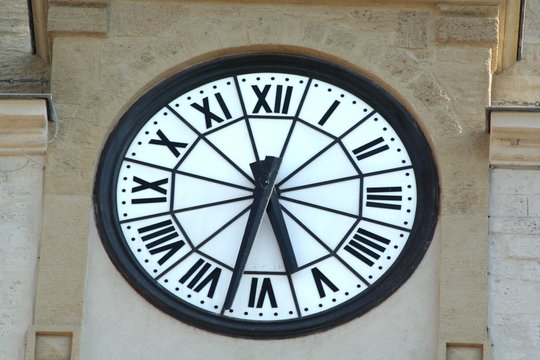 l'horloge