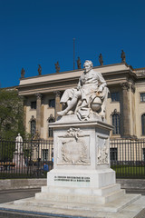 Fototapeta na wymiar statue of alexander von humboldt