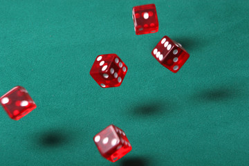 bouncing dice