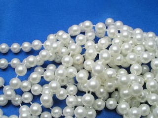 pearl beads