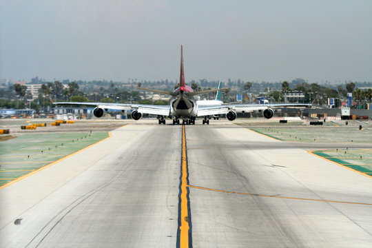 heavy plane on taxiway