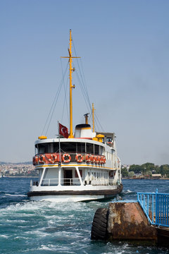 ferry istanbul
