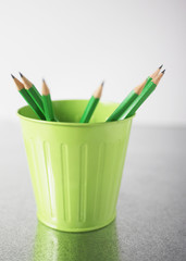 crayons noir