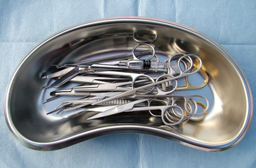 doctors instruments in kidney dish