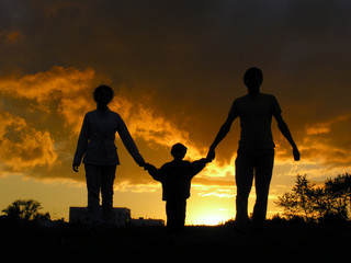 Fototapeta na wymiar family sunset
