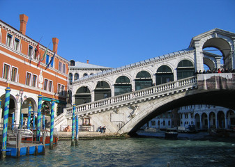 Fototapeta na wymiar Most Rialto, Wenecja