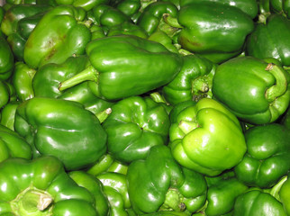 Obraz na płótnie Canvas green peppers