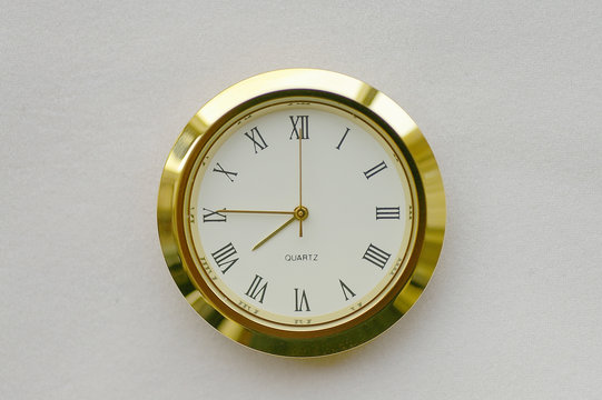 360_F_971170_BK4syhI17D5gmrbgHeF75fuz5Bu9GV.jpg