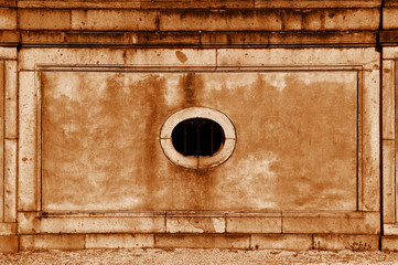 kellermauer mit fenster