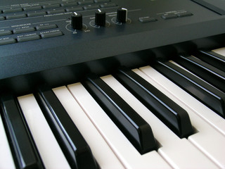 synth