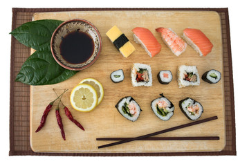 sushi platter © Daniel Gilbey