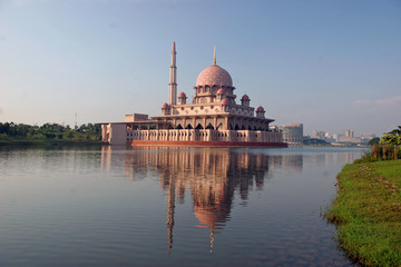 putrajaya mosque