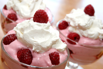 raspberries cream
