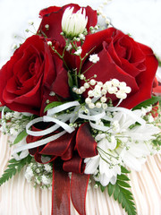 closup of  wedding cake