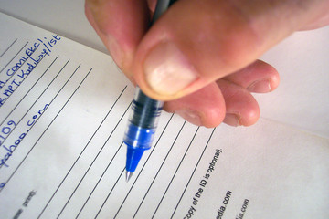 signing