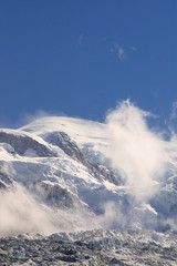 Fototapeta na wymiar montblanc szczyt - Francja