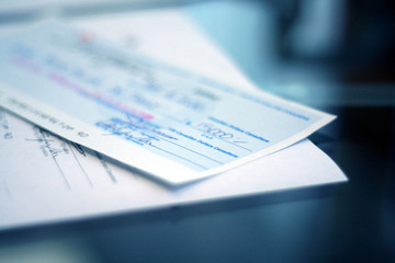 cheque and contract - obrazy, fototapety, plakaty
