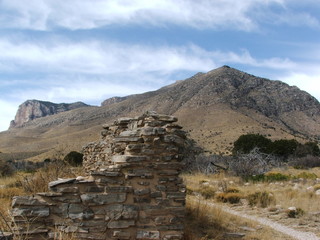 bulding ruins