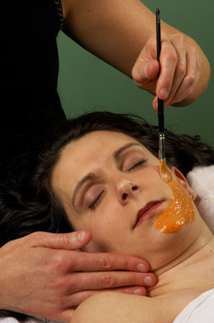 Spa Salon Organic Carrot And Pumpkin Facial Masque