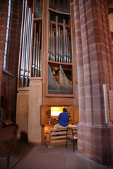 Fototapeta na wymiar organista