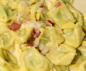 tortellini carbonara