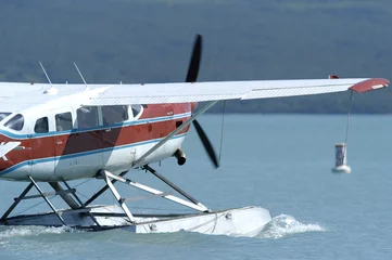 Fotobehang float plane on lake © Randy Harris