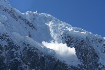 avalanche sur le salkantay