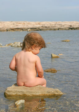 10 Best Enfant Nu Images Stock Photos Vectors Adobe Stock 10 Best Enfant Nu Images Stock Photos Vectors Adobe Stock