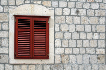 Fototapeta na wymiar old window shutter