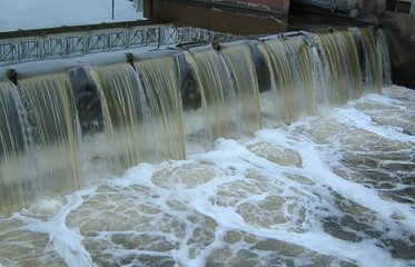 sluice gate