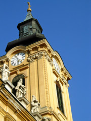 Fototapeta na wymiar szekesfehervar cathedral