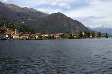 Fototapeta na wymiar Varenna Jezioro Como