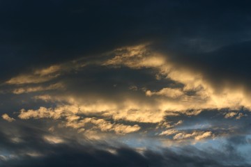 Obraz premium dark clouds