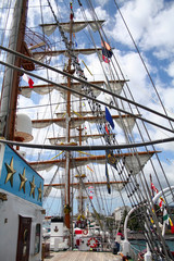 Obraz premium old sailboat deck